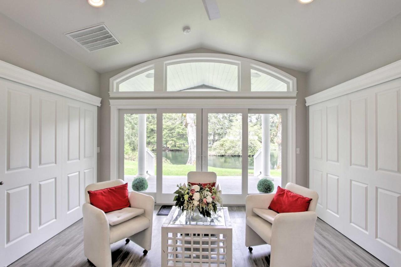 Contemporary Tacoma Cottage With Deck And Pond! Экстерьер фото